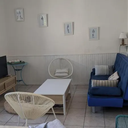 Maison De Pecheur A Pour 5 Personnes